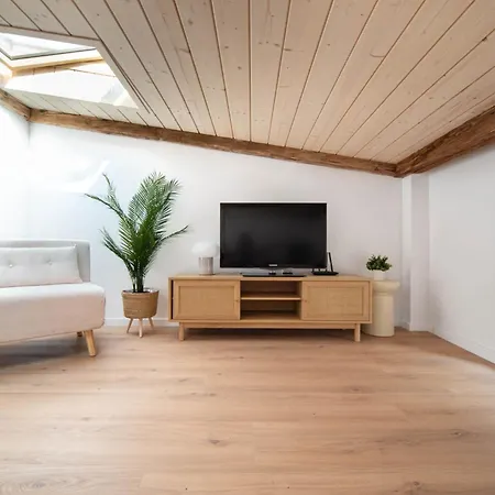 Mieszkanie Na Poddaszu Przy Rynku - Lejlighed Kraków