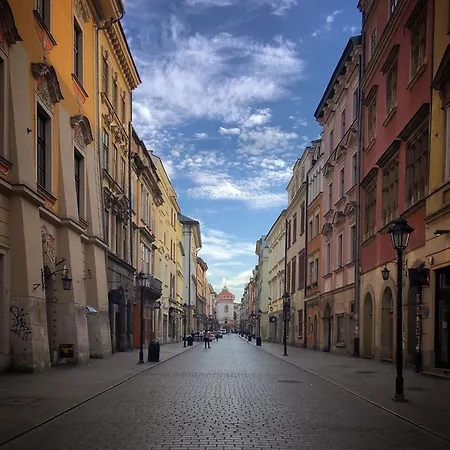 Lägenhet Mieszkanie Na Poddaszu Przy Rynku - Kraków